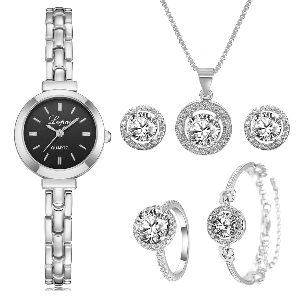 Luxury Diamond Quartz Watch Luxury Diamond Quartz Watch Luxury Diamond